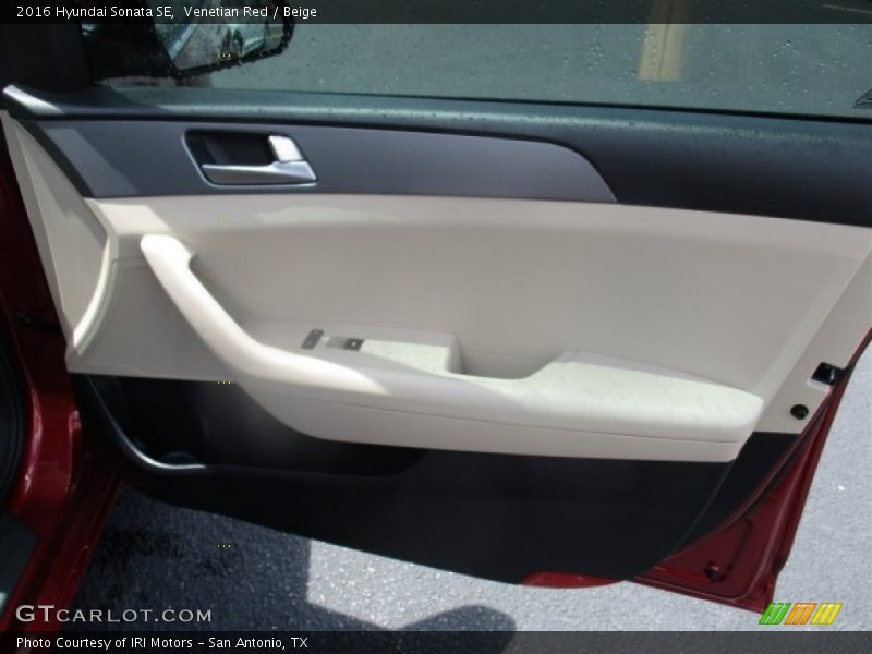 Venetian Red / Beige 2016 Hyundai Sonata SE