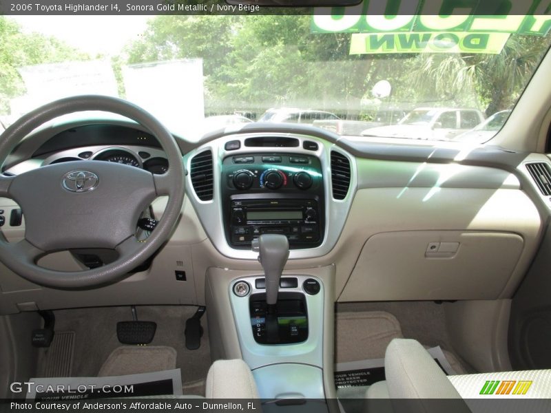 Sonora Gold Metallic / Ivory Beige 2006 Toyota Highlander I4
