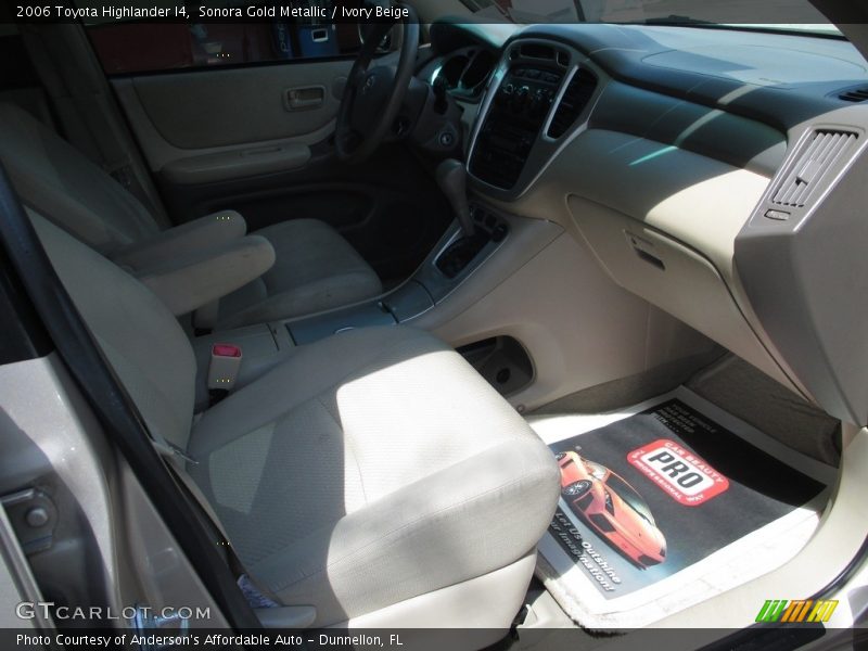 Sonora Gold Metallic / Ivory Beige 2006 Toyota Highlander I4