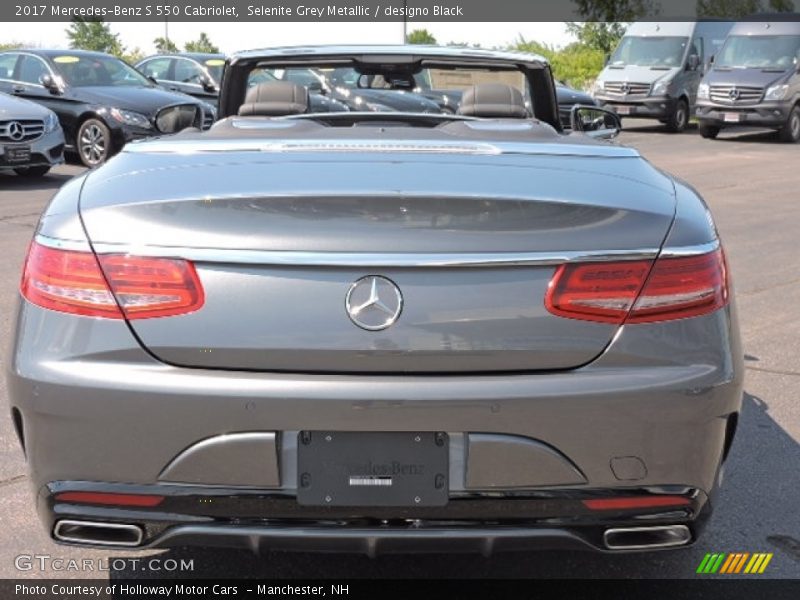 Selenite Grey Metallic / designo Black 2017 Mercedes-Benz S 550 Cabriolet