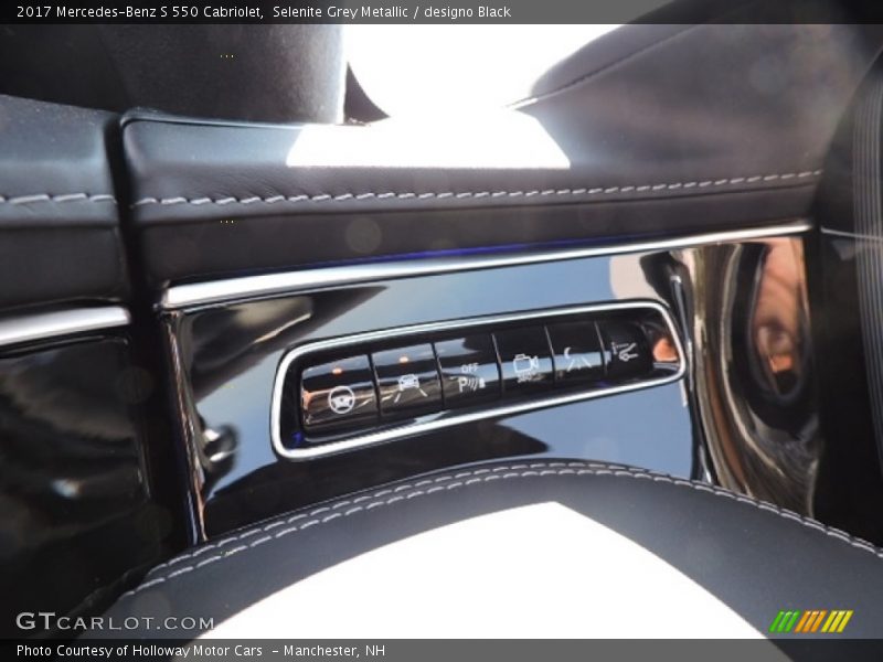 Selenite Grey Metallic / designo Black 2017 Mercedes-Benz S 550 Cabriolet