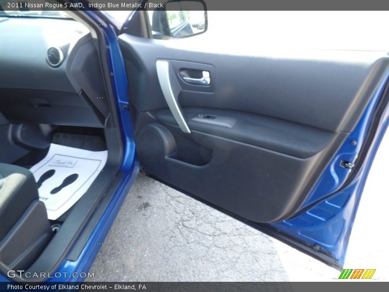 Indigo Blue Metallic / Black 2011 Nissan Rogue S AWD