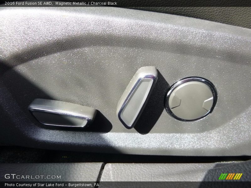 Magnetic Metallic / Charcoal Black 2016 Ford Fusion SE AWD