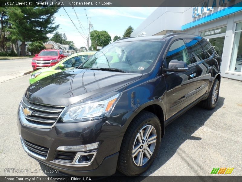 Tungsten Metallic / Ebony 2017 Chevrolet Traverse LT AWD