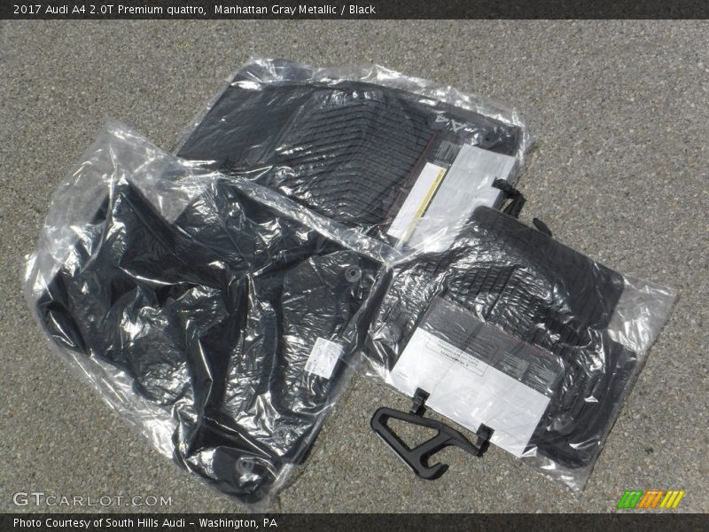 Manhattan Gray Metallic / Black 2017 Audi A4 2.0T Premium quattro
