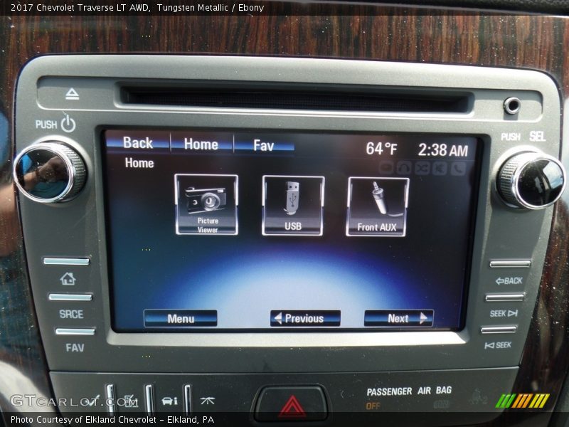 Tungsten Metallic / Ebony 2017 Chevrolet Traverse LT AWD