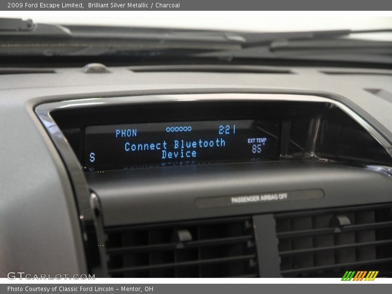 Brilliant Silver Metallic / Charcoal 2009 Ford Escape Limited