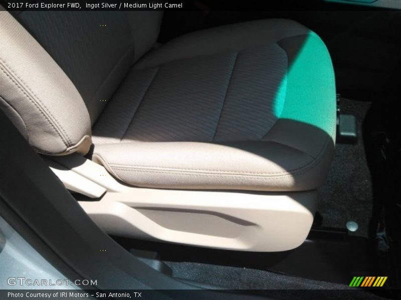 Ingot Silver / Medium Light Camel 2017 Ford Explorer FWD