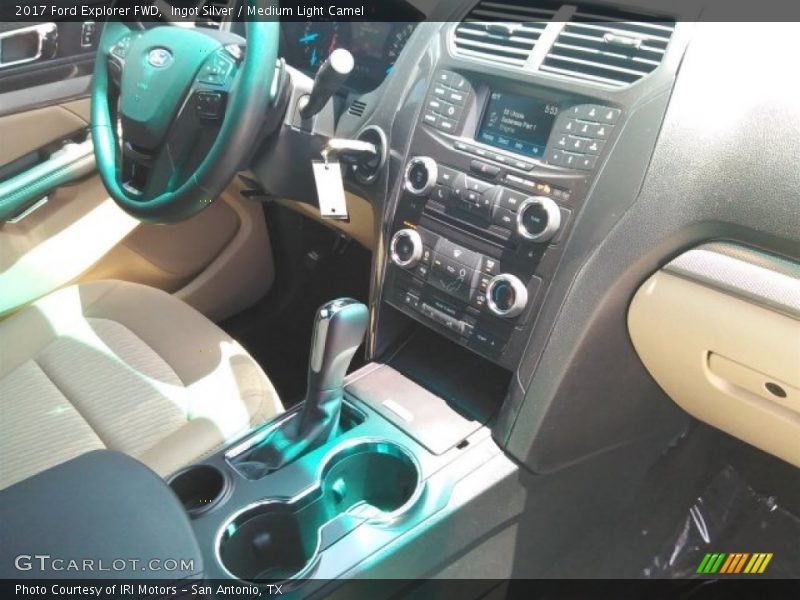 Ingot Silver / Medium Light Camel 2017 Ford Explorer FWD