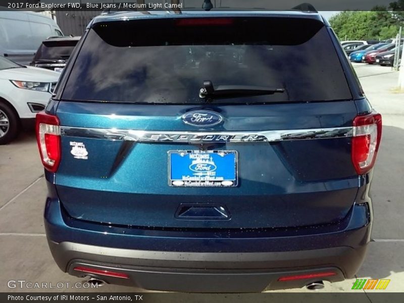 Blue Jeans / Medium Light Camel 2017 Ford Explorer FWD