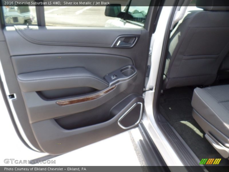 Silver Ice Metallic / Jet Black 2016 Chevrolet Suburban LS 4WD