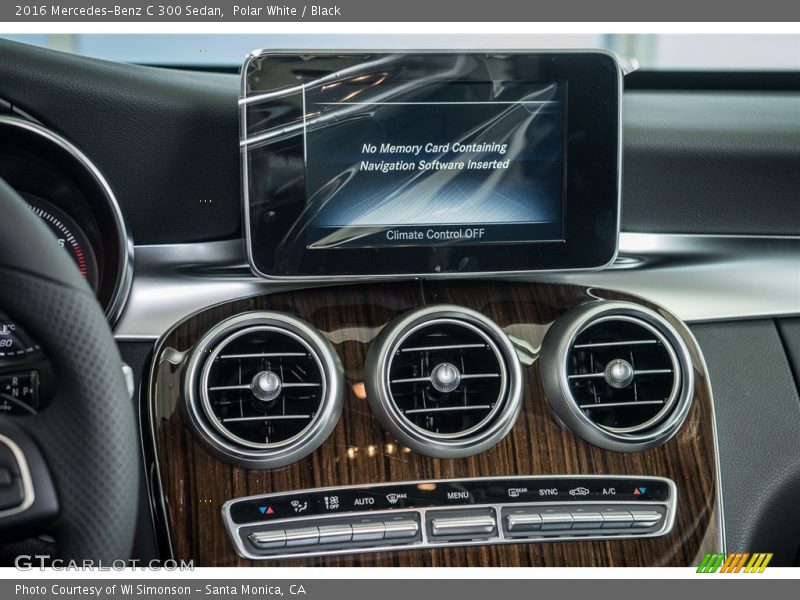Polar White / Black 2016 Mercedes-Benz C 300 Sedan