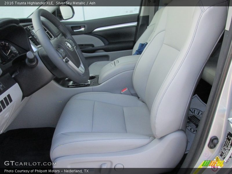 Silver Sky Metallic / Ash 2016 Toyota Highlander XLE