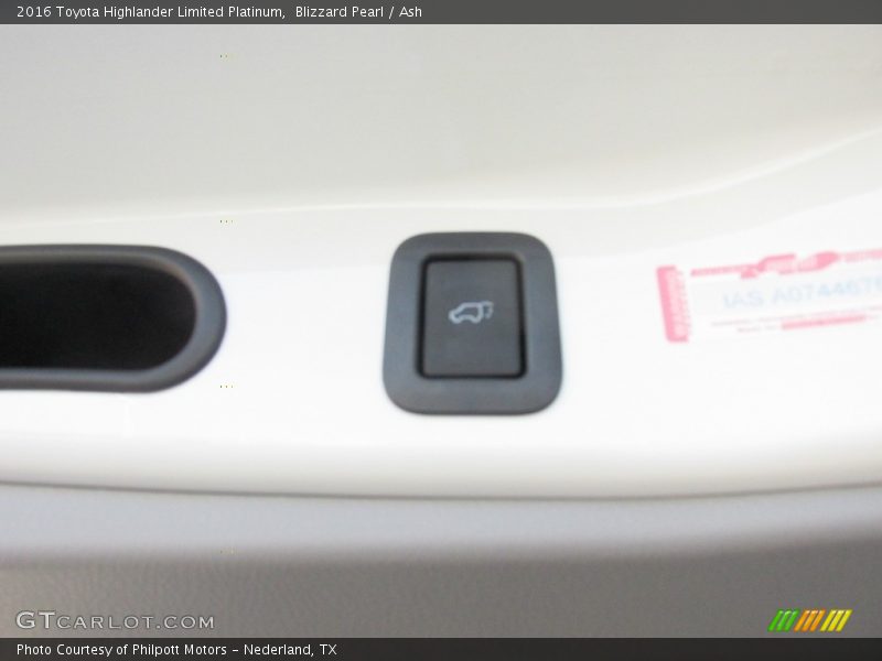 Blizzard Pearl / Ash 2016 Toyota Highlander Limited Platinum