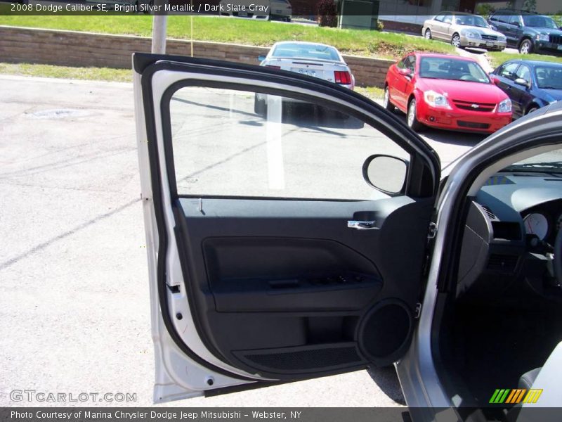 Bright Silver Metallic / Dark Slate Gray 2008 Dodge Caliber SE