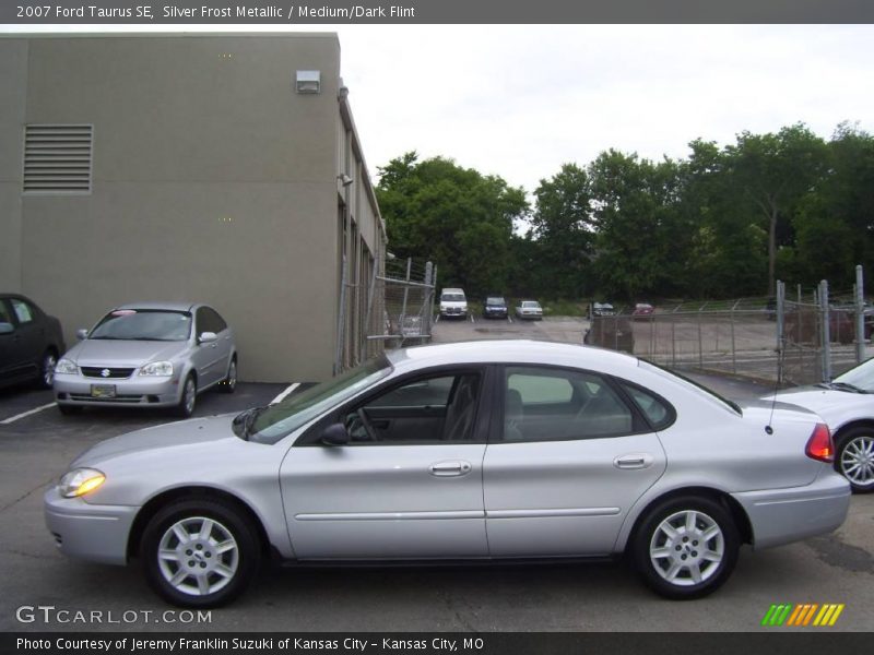 Silver Frost Metallic / Medium/Dark Flint 2007 Ford Taurus SE