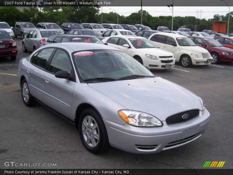 Silver Frost Metallic / Medium/Dark Flint 2007 Ford Taurus SE
