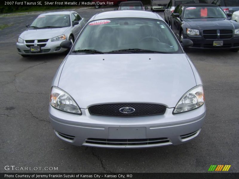 Silver Frost Metallic / Medium/Dark Flint 2007 Ford Taurus SE