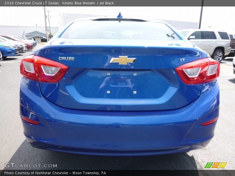 Kinetic Blue Metallic / Jet Black 2016 Chevrolet Cruze LT Sedan