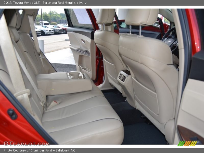 Barcelona Red Metallic / Ivory 2013 Toyota Venza XLE