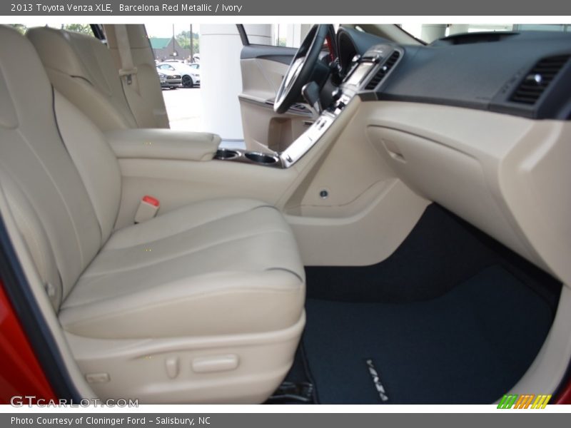 Barcelona Red Metallic / Ivory 2013 Toyota Venza XLE