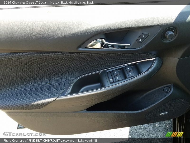 Mosaic Black Metallic / Jet Black 2016 Chevrolet Cruze LT Sedan