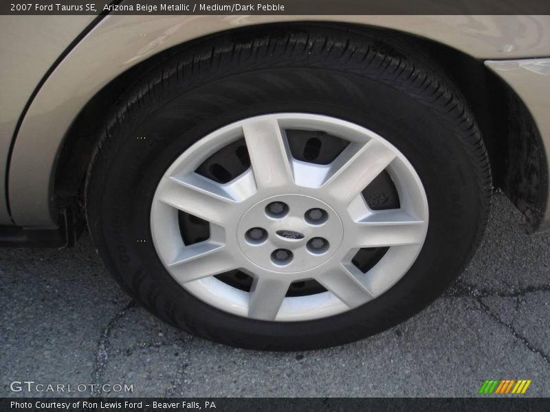 Arizona Beige Metallic / Medium/Dark Pebble 2007 Ford Taurus SE