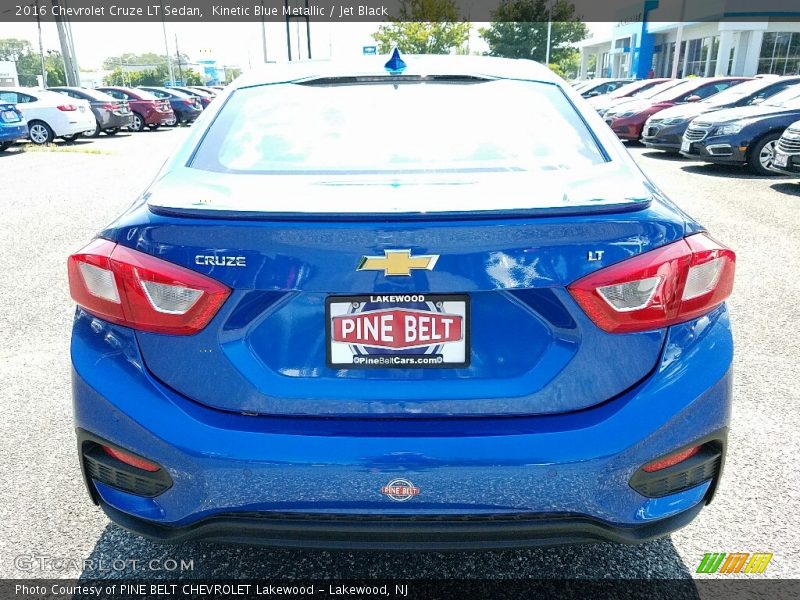 Kinetic Blue Metallic / Jet Black 2016 Chevrolet Cruze LT Sedan
