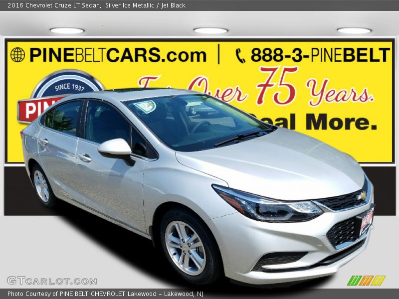 Silver Ice Metallic / Jet Black 2016 Chevrolet Cruze LT Sedan
