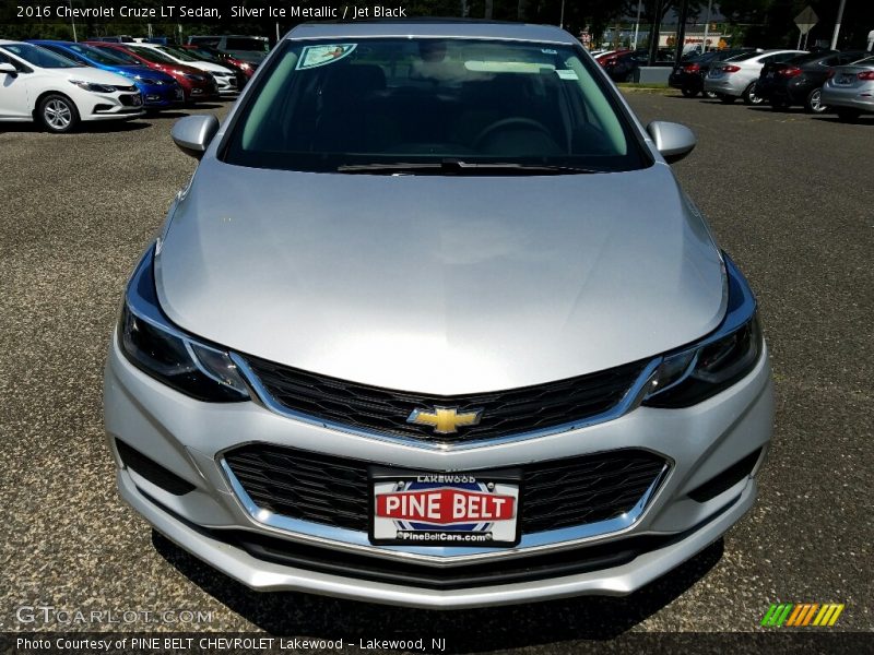 Silver Ice Metallic / Jet Black 2016 Chevrolet Cruze LT Sedan