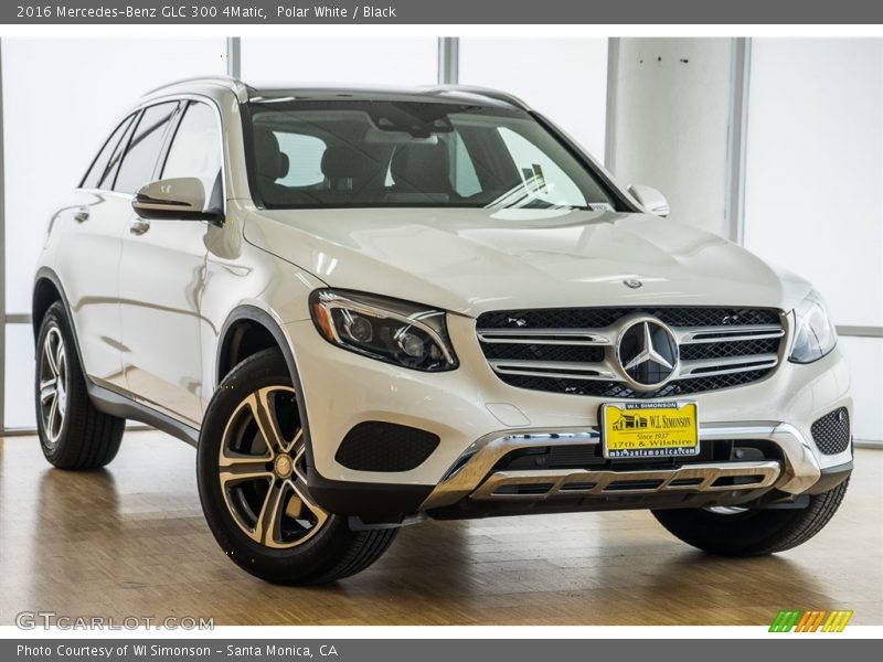 Polar White / Black 2016 Mercedes-Benz GLC 300 4Matic