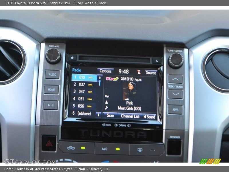 Super White / Black 2016 Toyota Tundra SR5 CrewMax 4x4