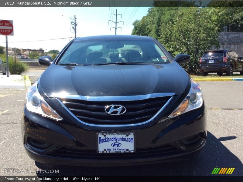 Midnight Black / Gray 2013 Hyundai Sonata GLS