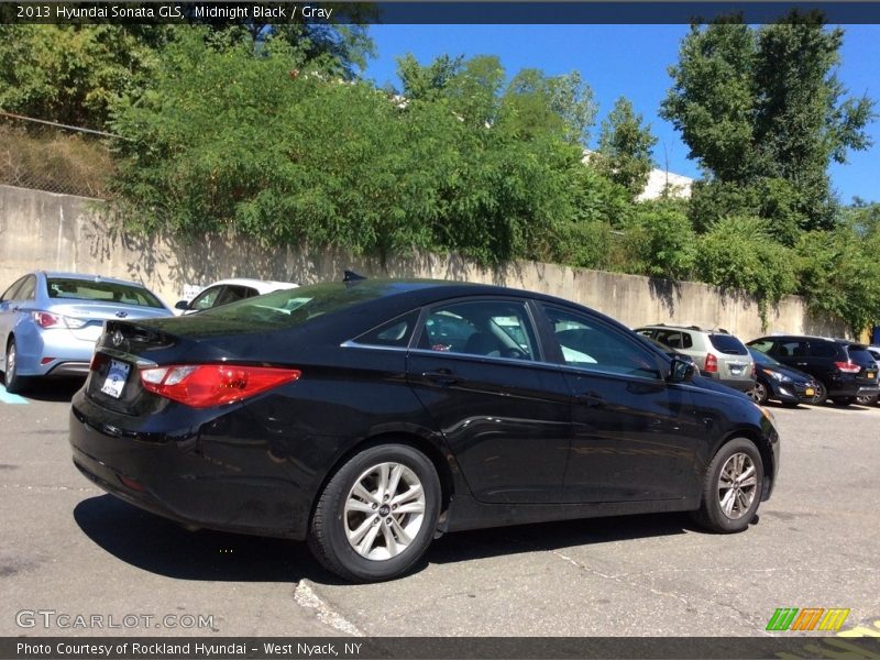 Midnight Black / Gray 2013 Hyundai Sonata GLS