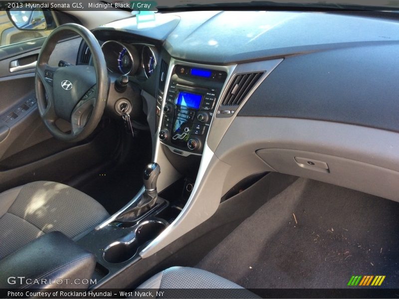Midnight Black / Gray 2013 Hyundai Sonata GLS