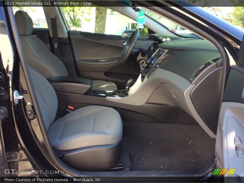 Midnight Black / Gray 2013 Hyundai Sonata GLS