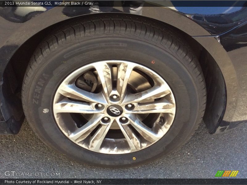 Midnight Black / Gray 2013 Hyundai Sonata GLS