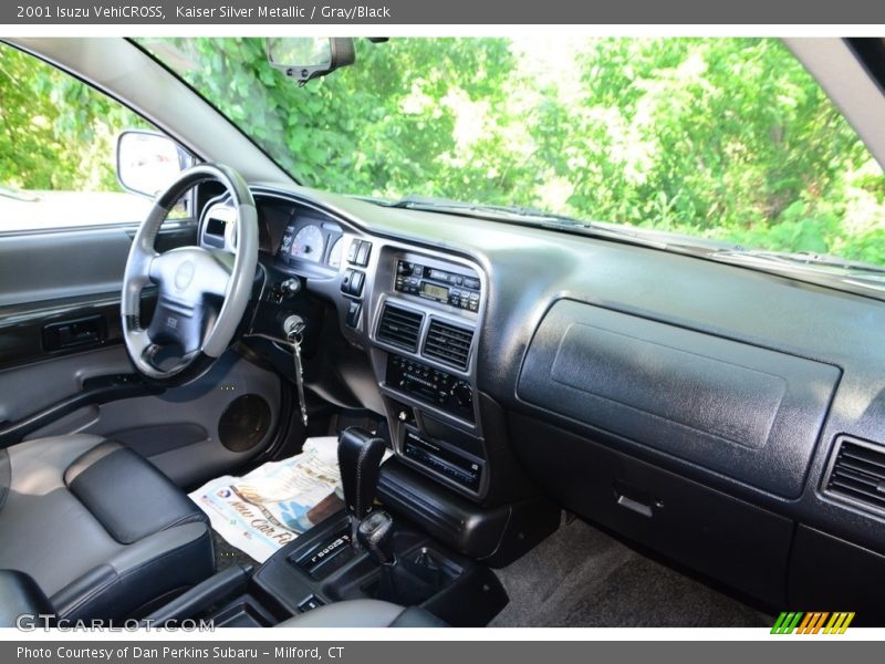 Kaiser Silver Metallic / Gray/Black 2001 Isuzu VehiCROSS