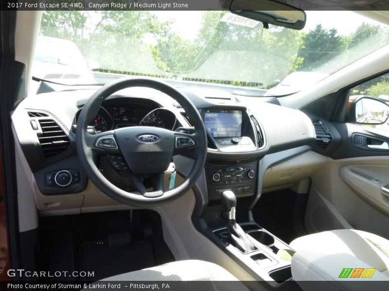 Canyon Ridge / Medium Light Stone 2017 Ford Escape SE 4WD