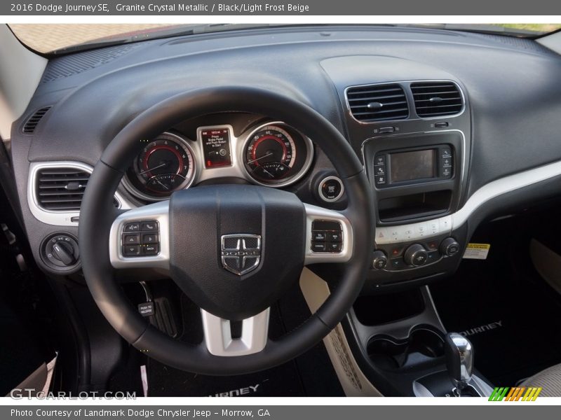Granite Crystal Metallic / Black/Light Frost Beige 2016 Dodge Journey SE