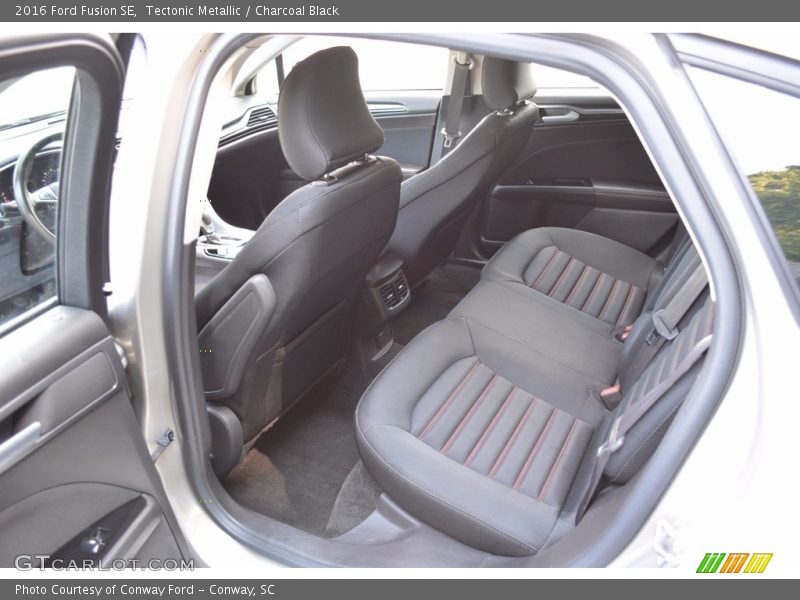 Tectonic Metallic / Charcoal Black 2016 Ford Fusion SE
