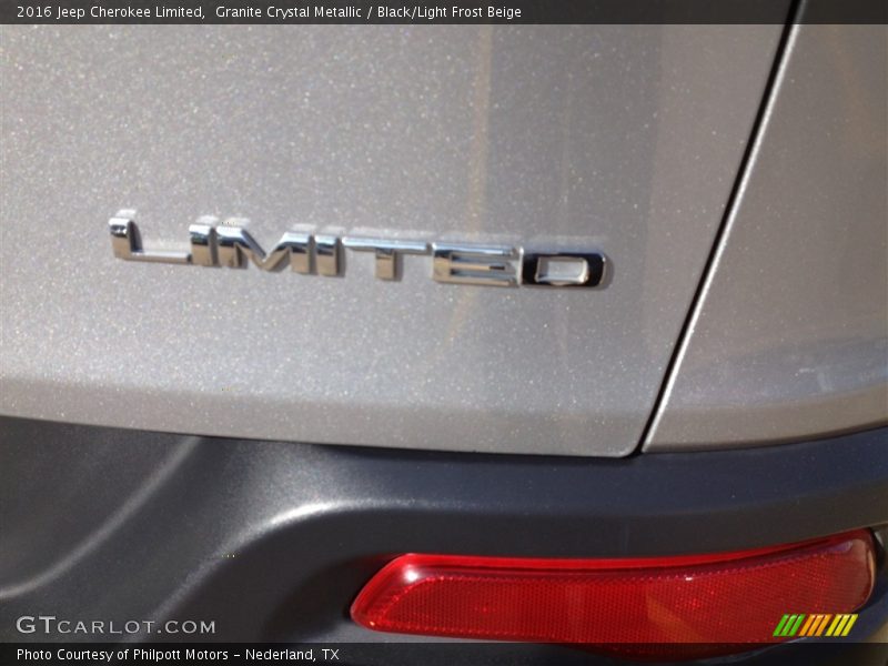 Granite Crystal Metallic / Black/Light Frost Beige 2016 Jeep Cherokee Limited