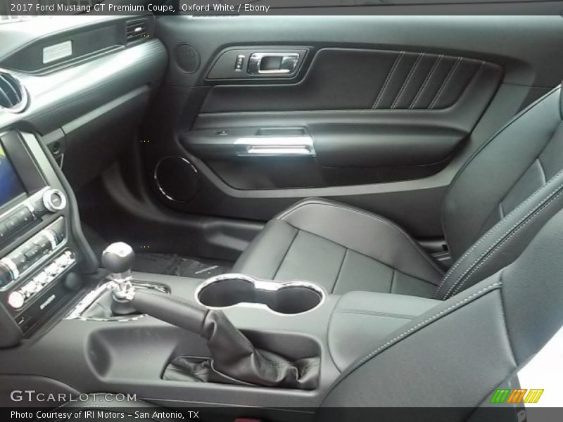 Oxford White / Ebony 2017 Ford Mustang GT Premium Coupe