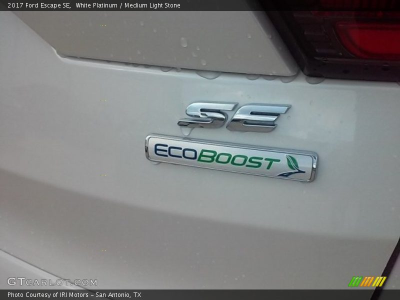 White Platinum / Medium Light Stone 2017 Ford Escape SE