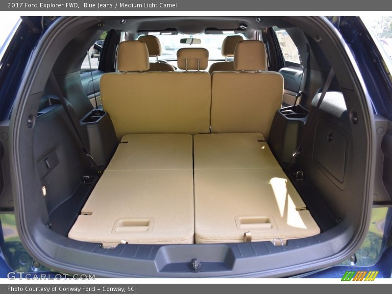 Blue Jeans / Medium Light Camel 2017 Ford Explorer FWD