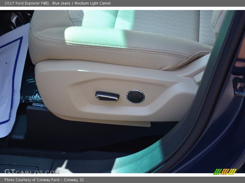 Blue Jeans / Medium Light Camel 2017 Ford Explorer FWD