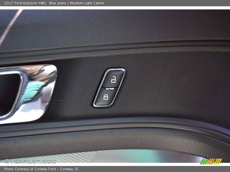 Blue Jeans / Medium Light Camel 2017 Ford Explorer FWD
