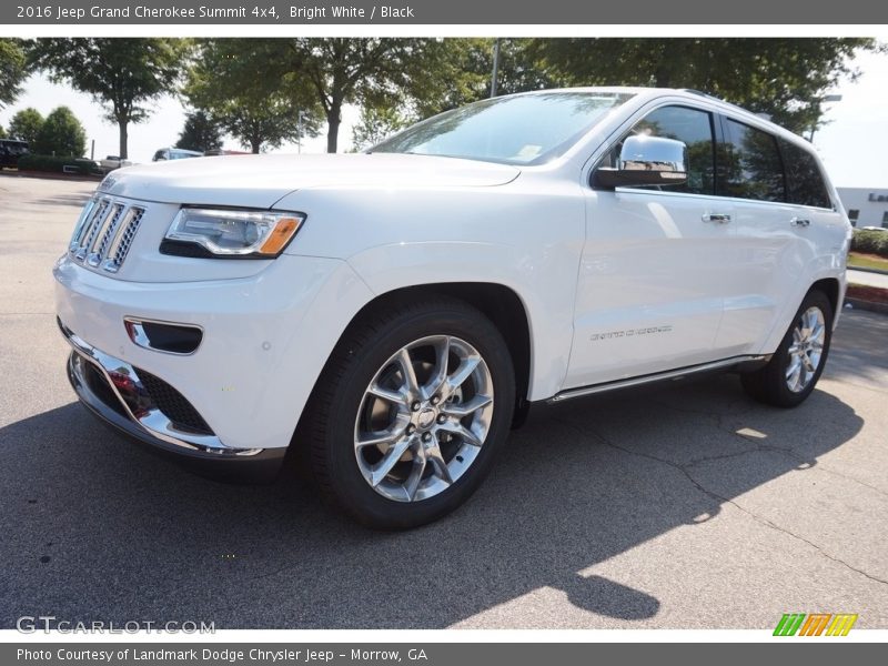 Bright White / Black 2016 Jeep Grand Cherokee Summit 4x4