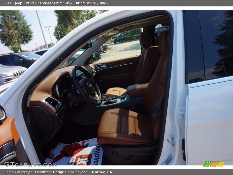 Bright White / Black 2016 Jeep Grand Cherokee Summit 4x4