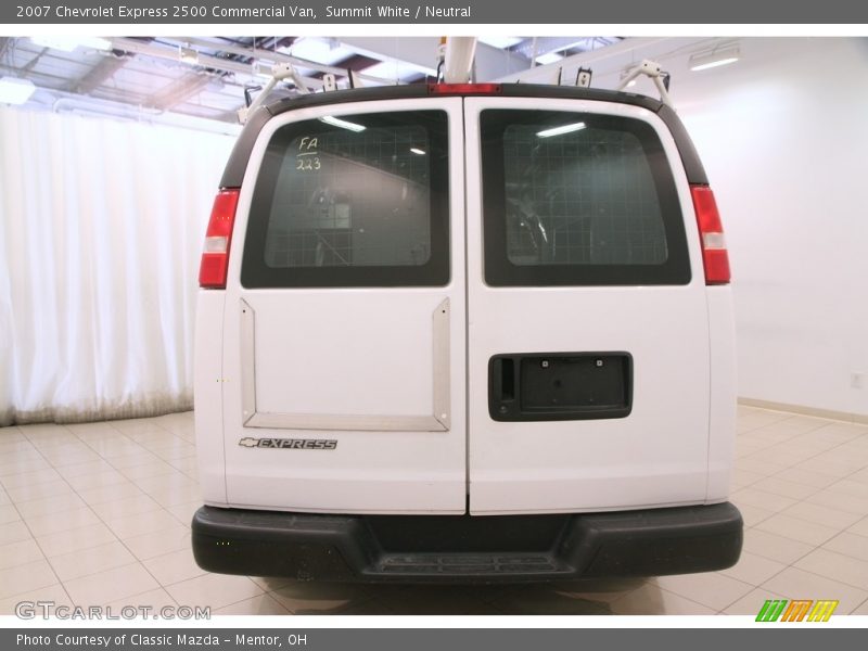 Summit White / Neutral 2007 Chevrolet Express 2500 Commercial Van